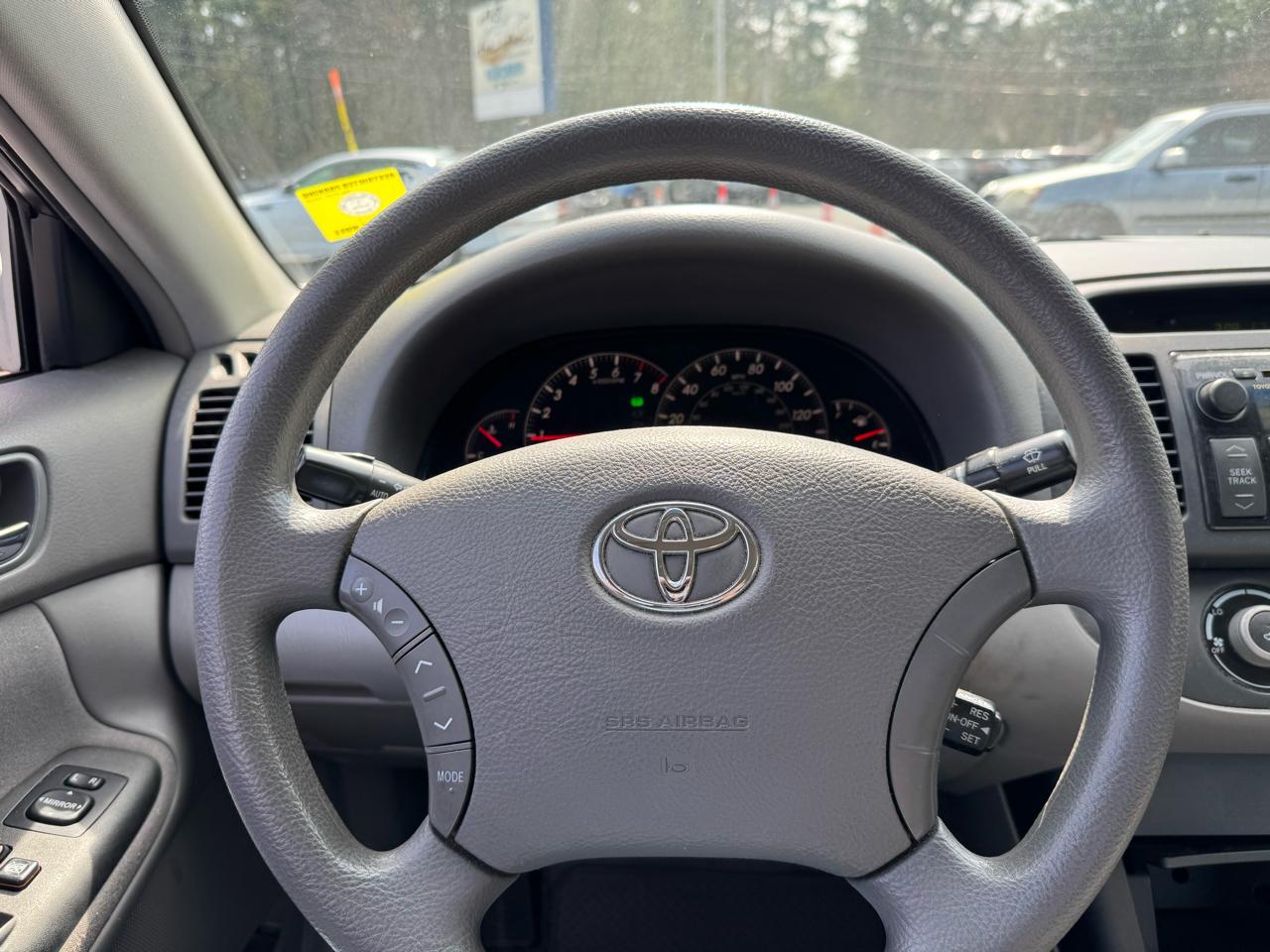 Toyota Camry 4dr Sdn XLE Auto (Natl) 2005