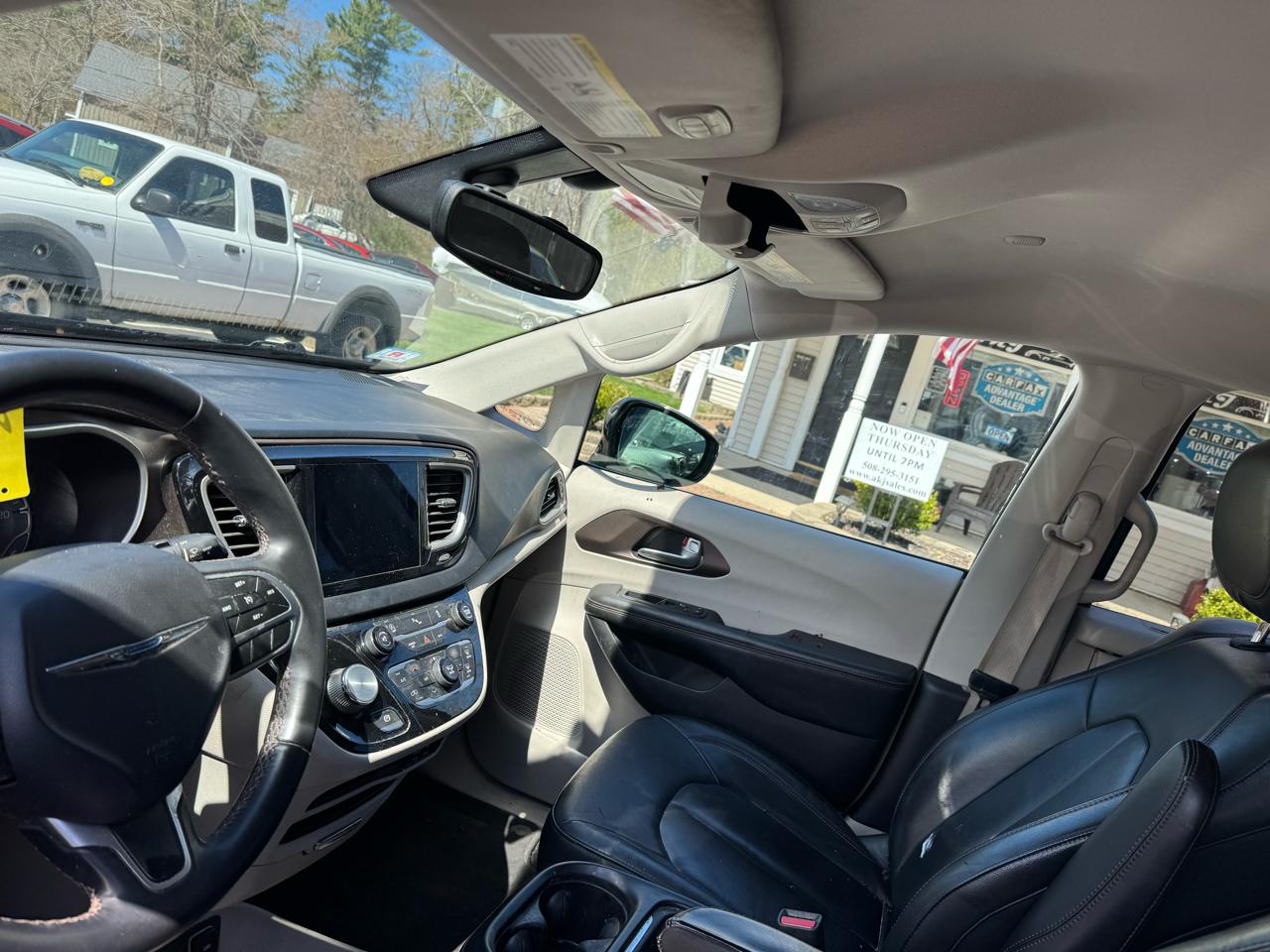 Chrysler Pacifica Touring-L FWD 2017