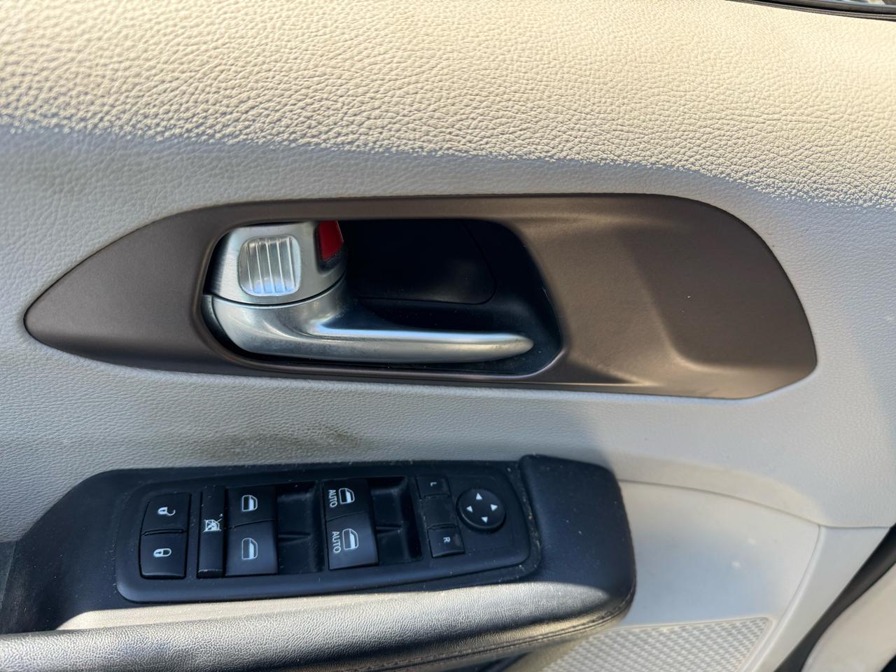 Chrysler Pacifica Touring-L FWD 2017