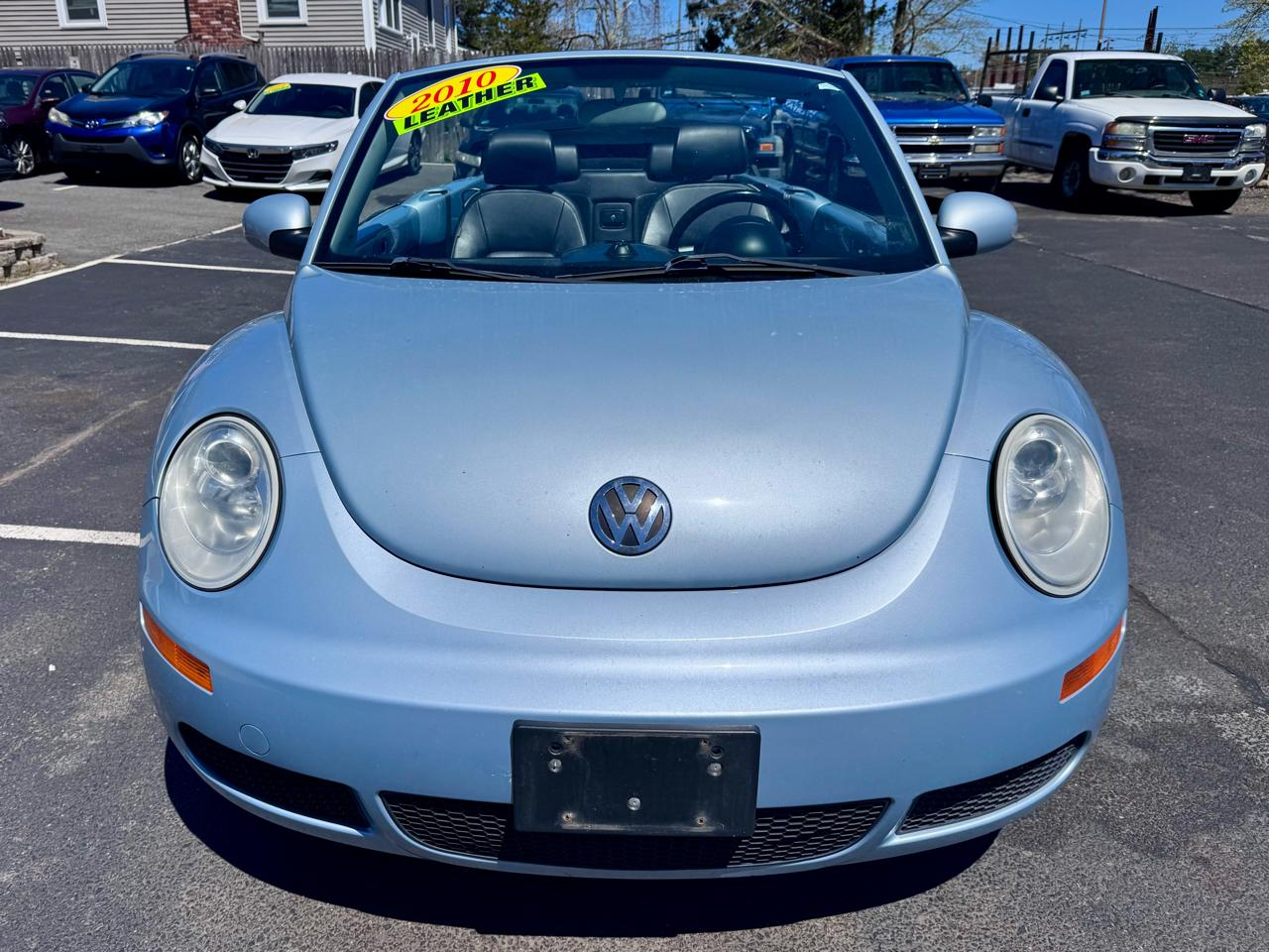 Volkswagen New Beetle Convertible 2dr Auto PZEV 2010