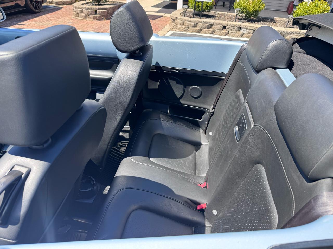 Volkswagen New Beetle Convertible 2dr Auto PZEV 2010