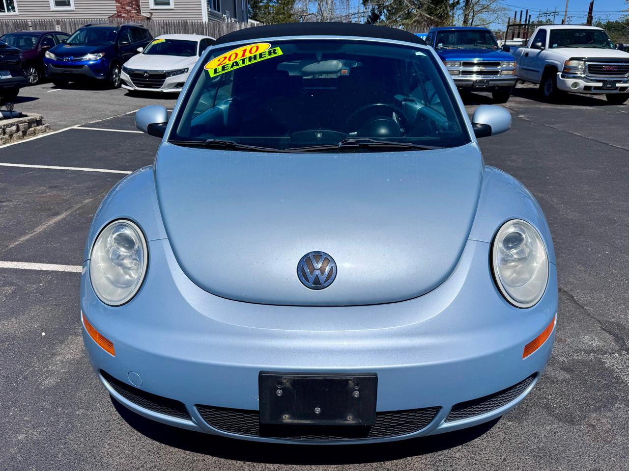 Volkswagen New Beetle Convertible 2dr Auto PZEV 2010