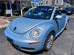 2010 Volkswagen New Beetle Convertible 