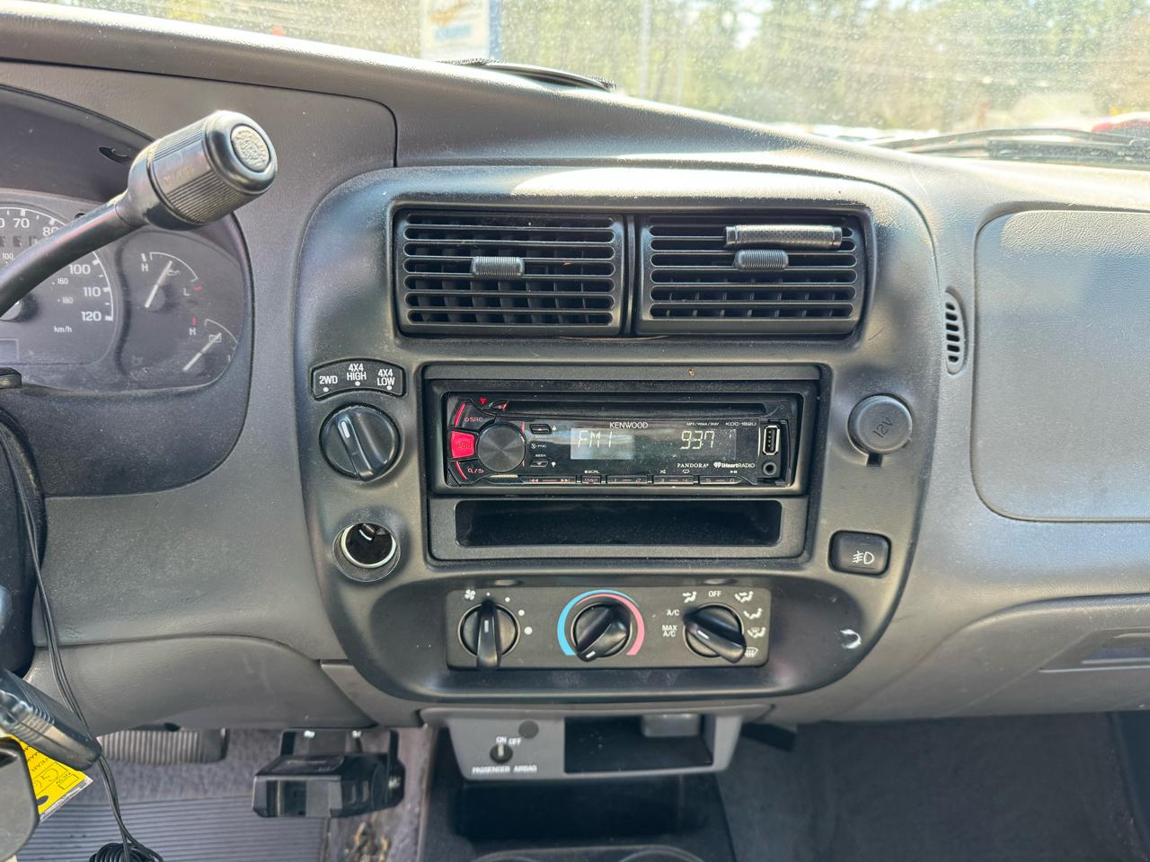 Ford Ranger Supercab 4.0L XLT Off-Rd 4WD w/391A 2001