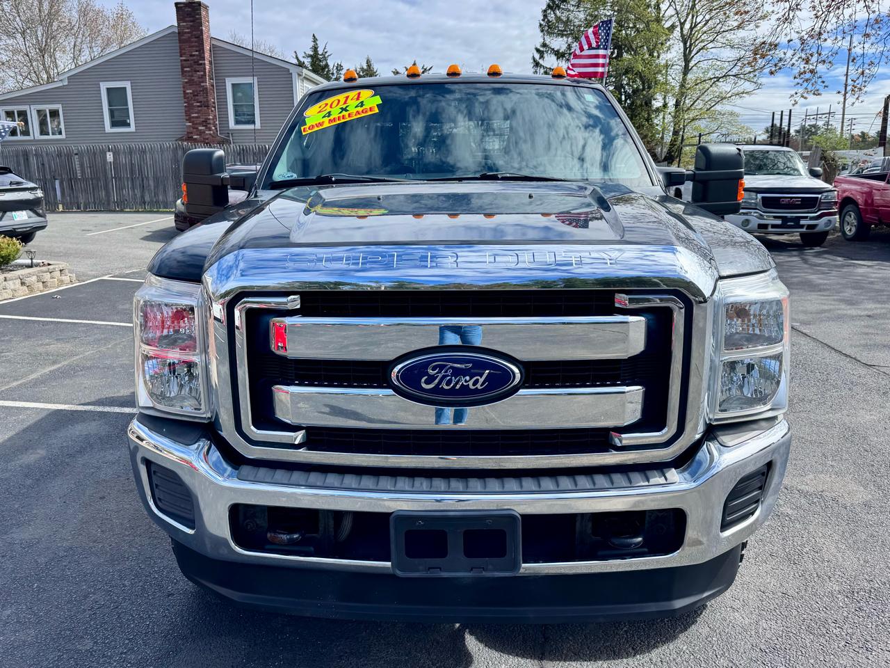 Ford Super Duty F-350 SRW 4WD Crew Cab 156" XLT 2014