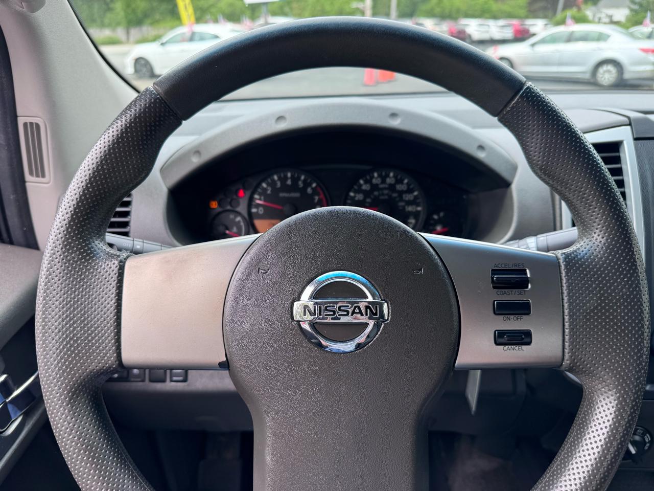 Nissan Frontier 4WD King Cab Auto SE 2010