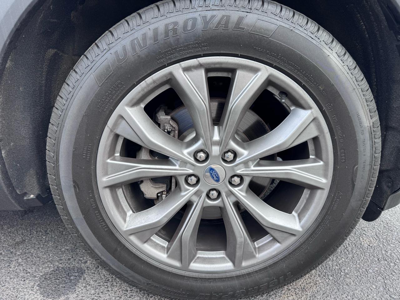 Ford Explorer XLT 4WD 2020