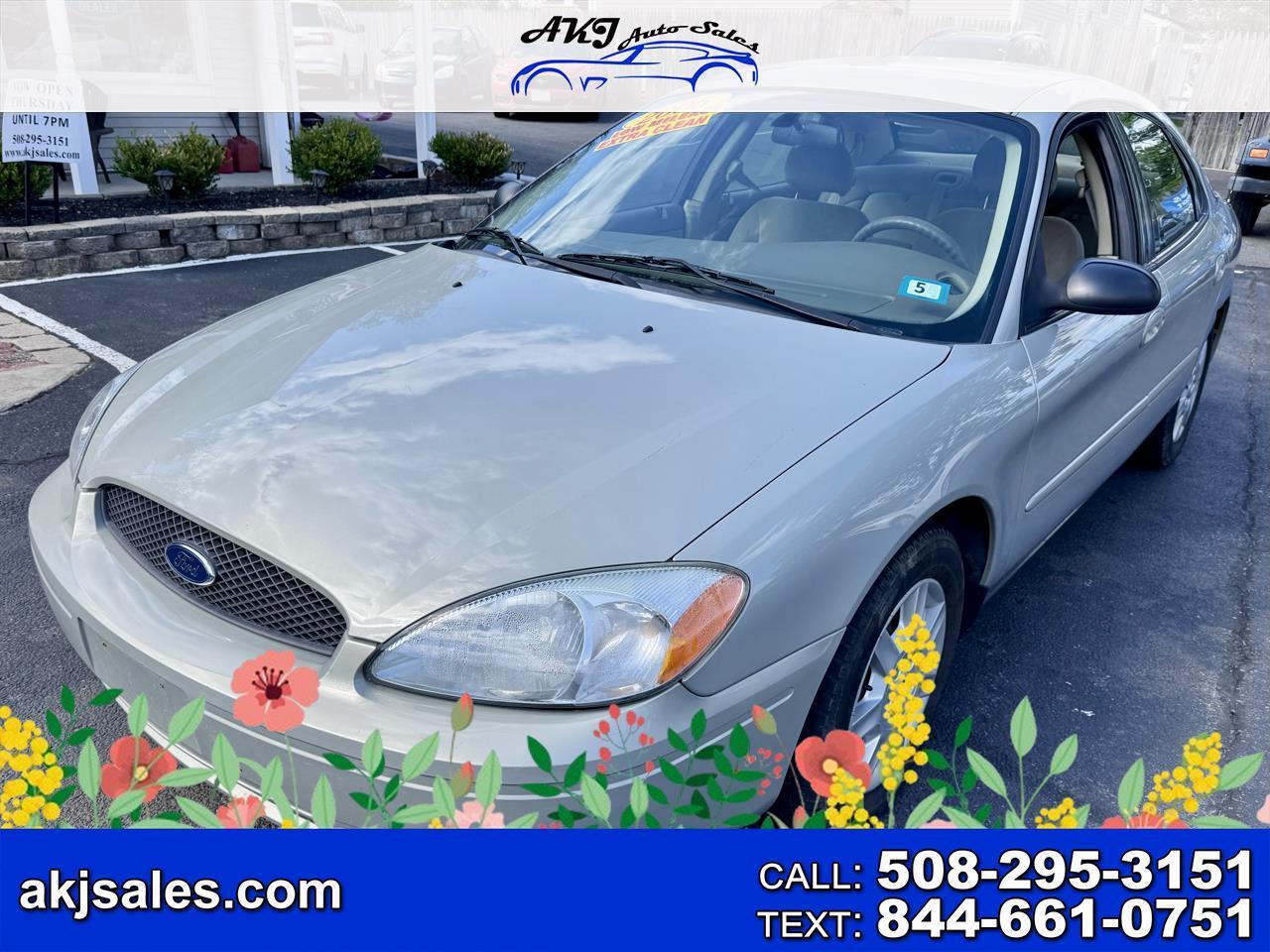 2006 Ford Taurus 4dr Sdn SE