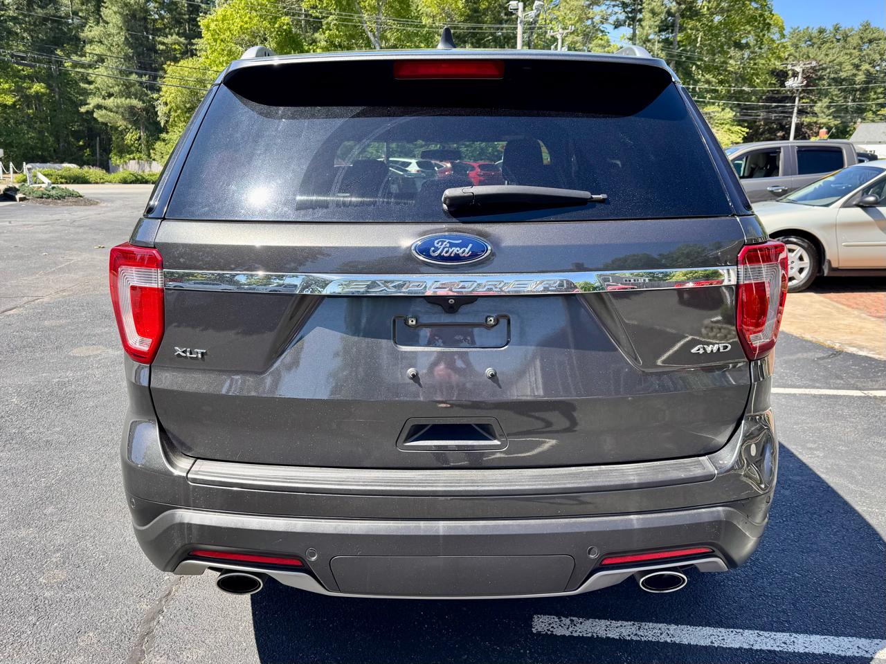 Ford Explorer XLT 4WD 2018