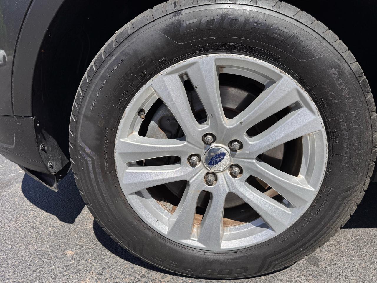 Ford Explorer XLT 4WD 2018