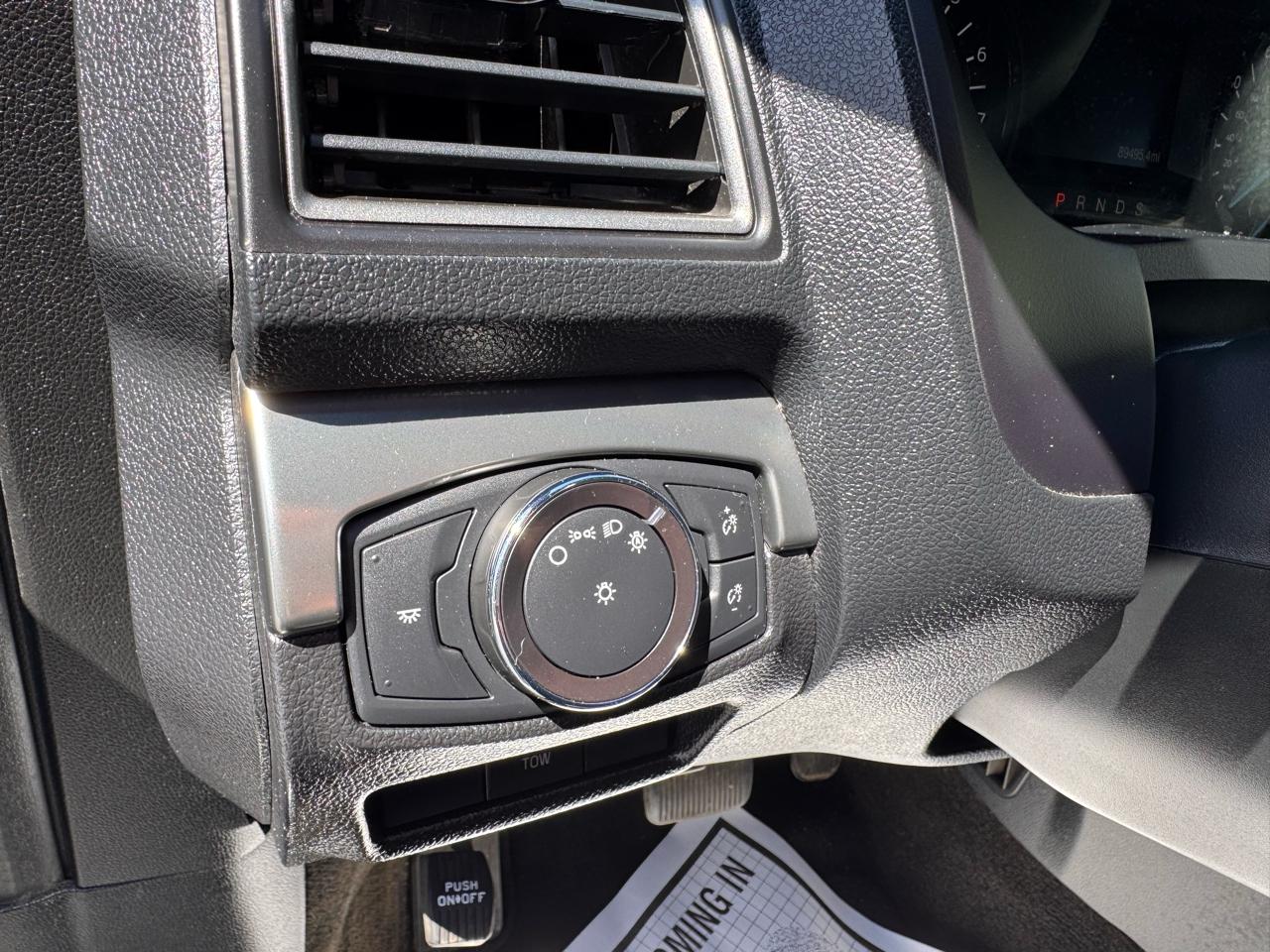Ford Explorer XLT 4WD 2018