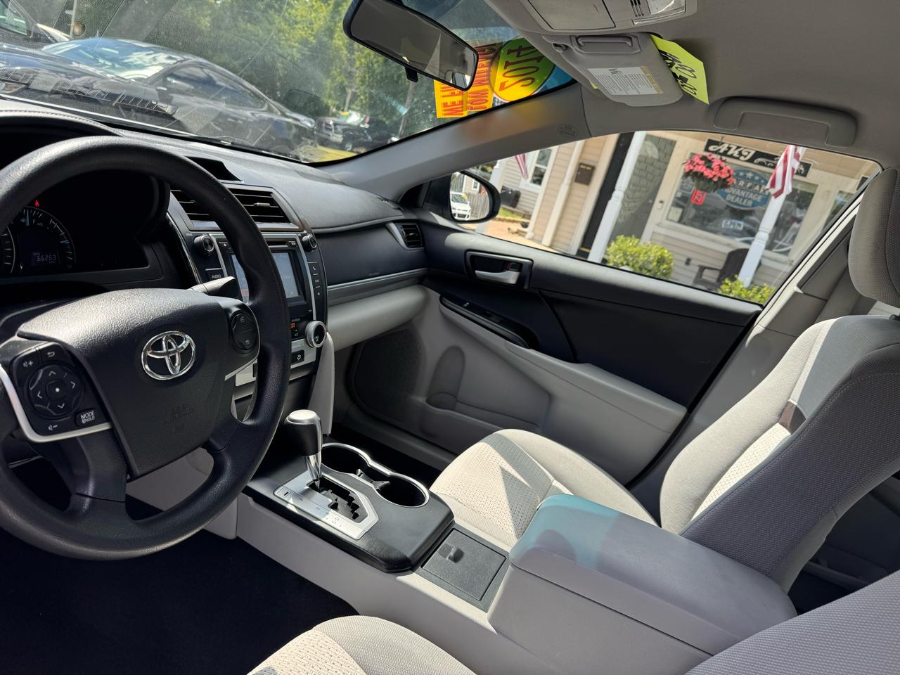 Toyota Camry 2014.5 4dr Sdn I4 Auto SE Sport (Natl) 2014