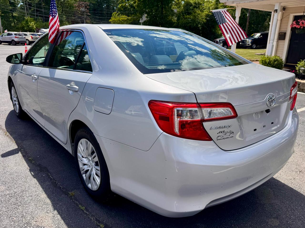 Toyota Camry 2014.5 4dr Sdn I4 Auto SE Sport (Natl) 2014