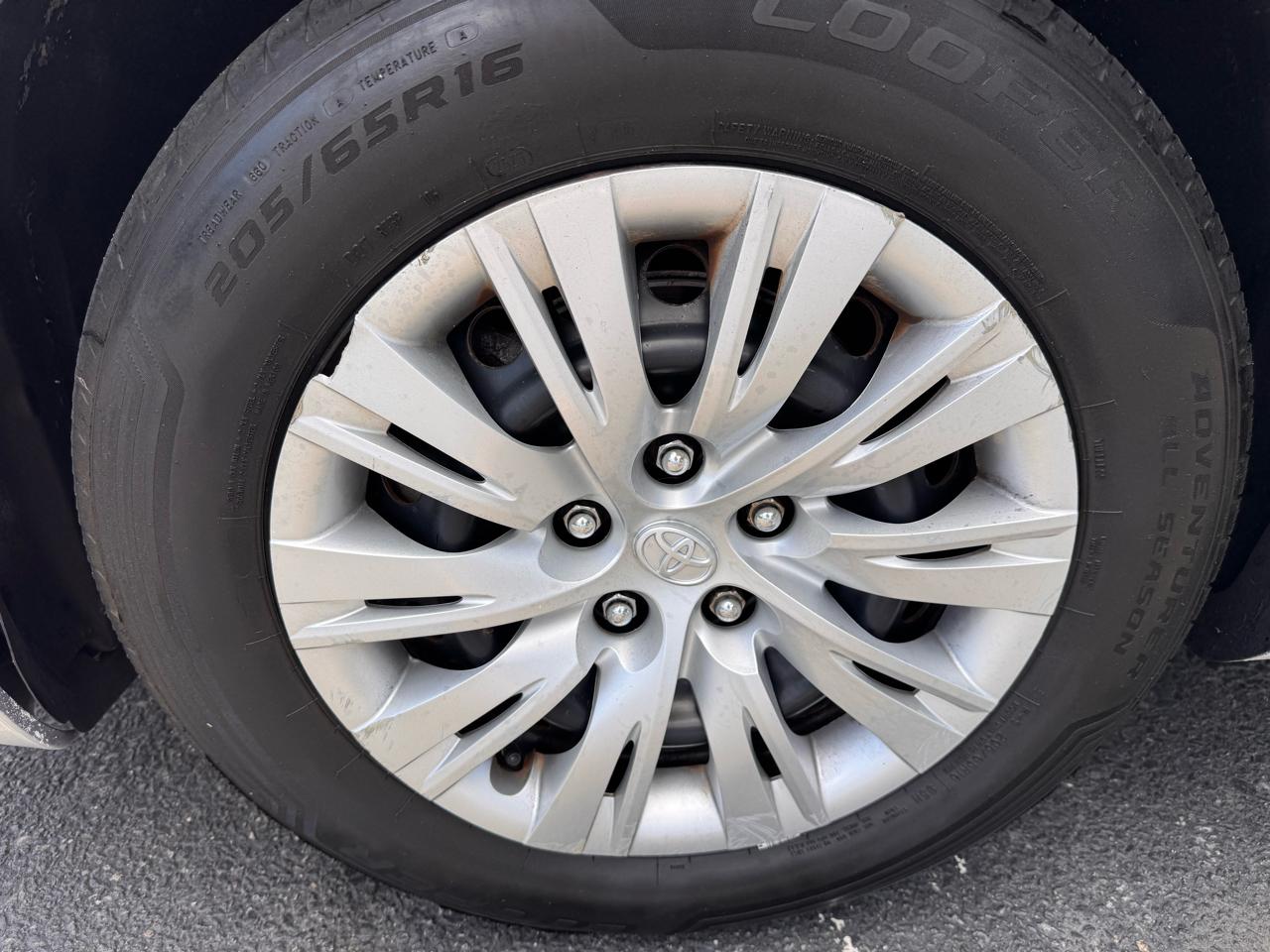Toyota Camry 2014.5 4dr Sdn I4 Auto SE Sport (Natl) 2014