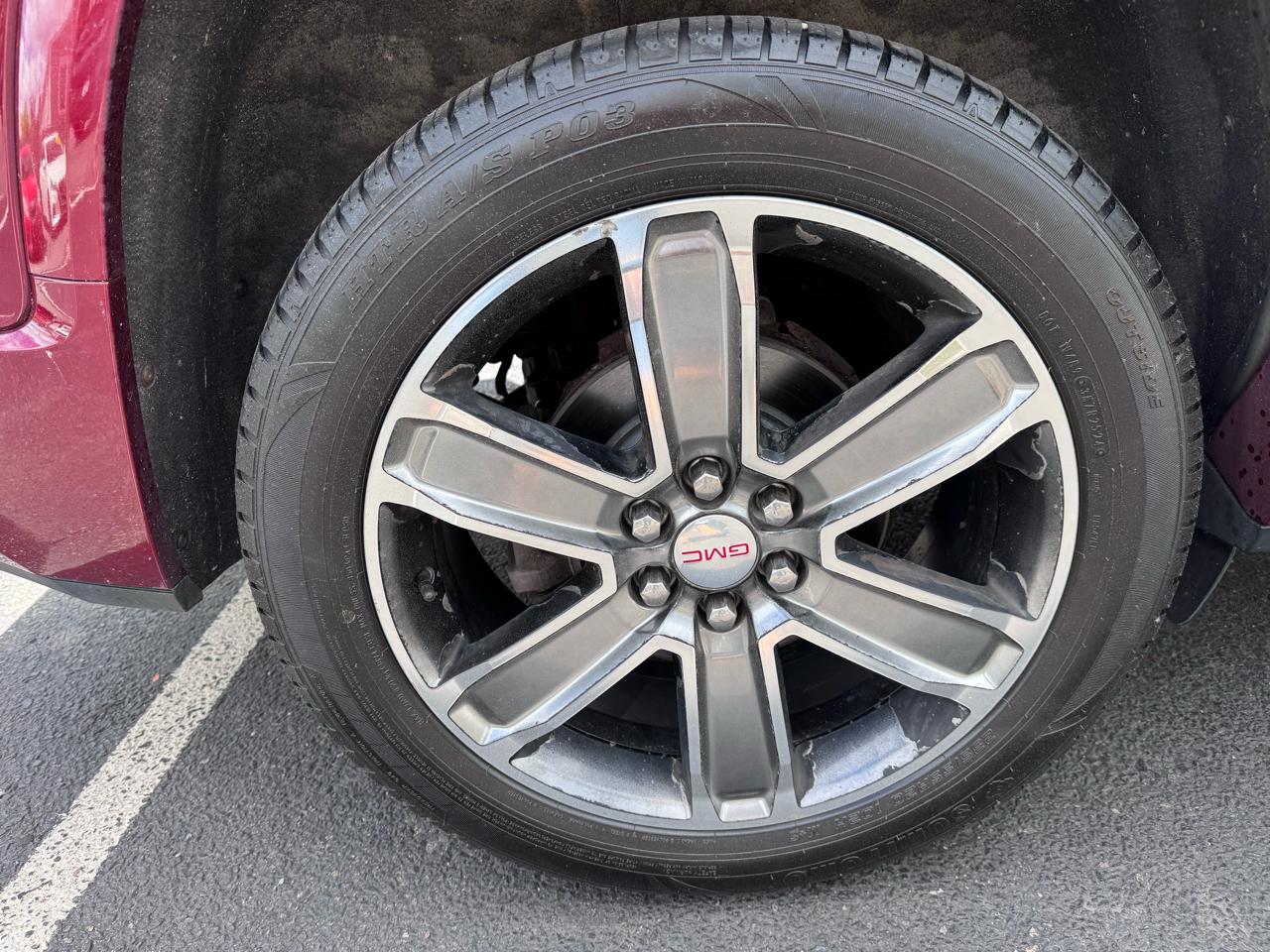 GMC Acadia AWD 4dr Denali 2017