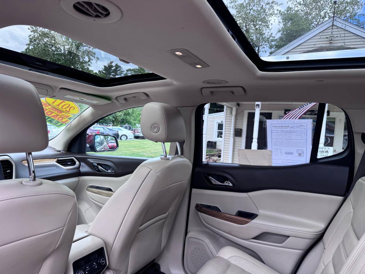 GMC Acadia AWD 4dr Denali 2017