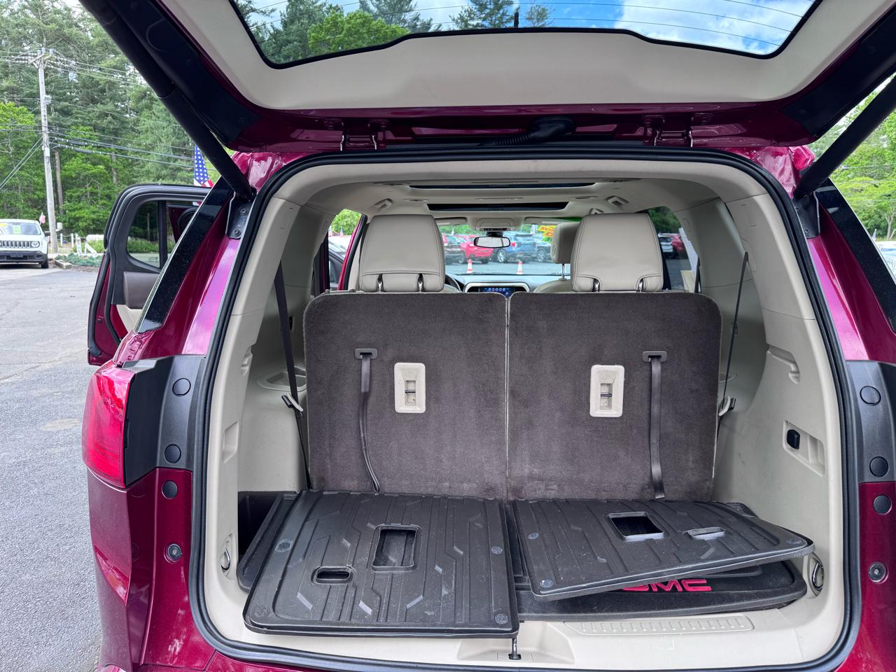 GMC Acadia AWD 4dr Denali 2017