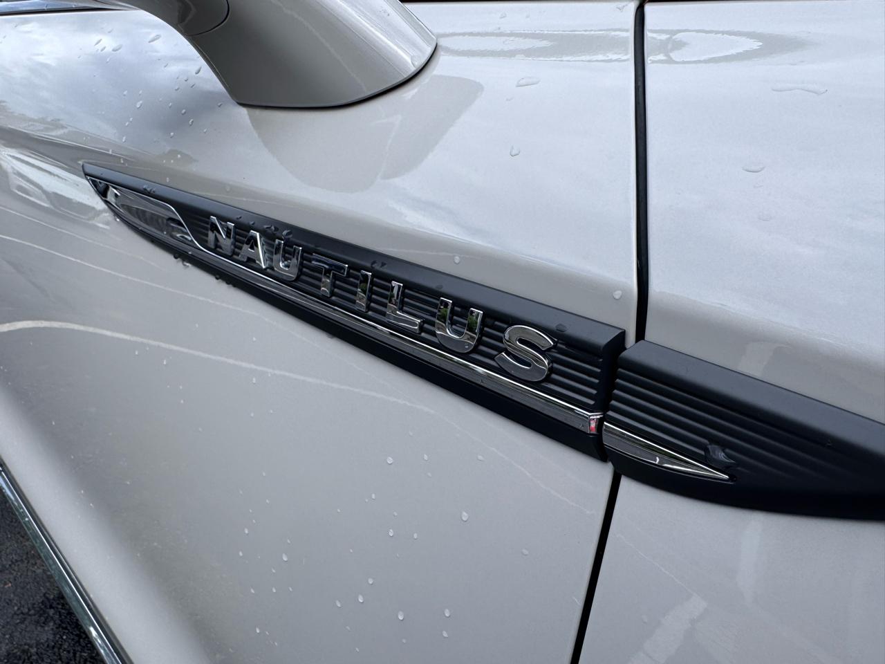 Lincoln Nautilus Reserve AWD 2019