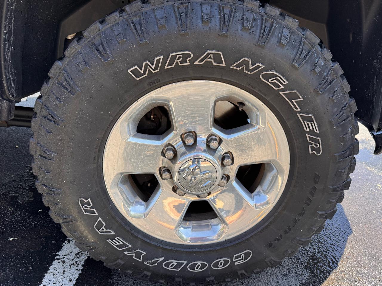 RAM 2500 4WD Crew Cab 149" Power Wagon 2015