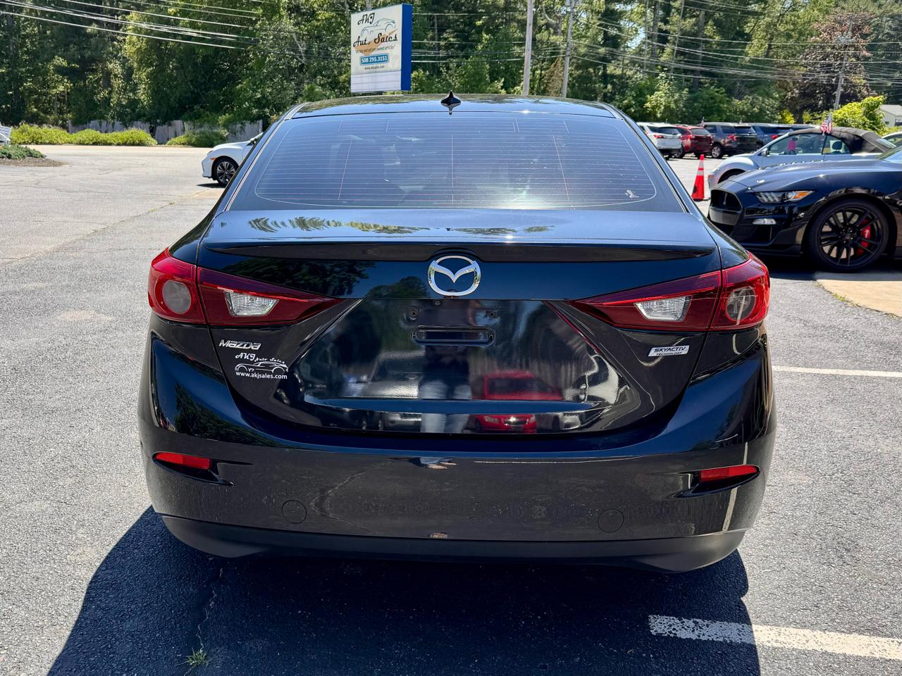 Mazda Mazda3 4-Door Grand Touring Manual 2017