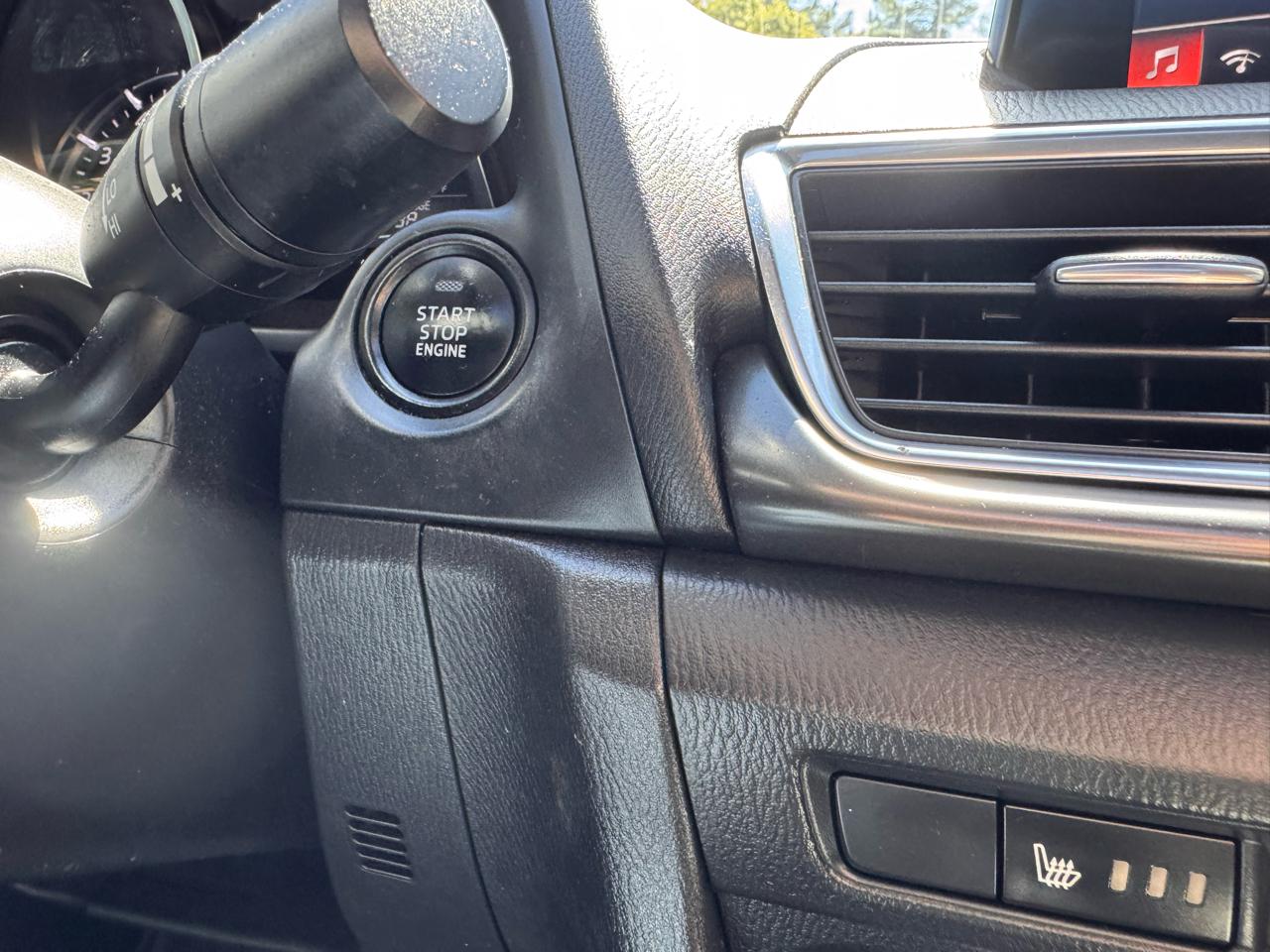 Mazda Mazda3 4-Door Grand Touring Manual 2017