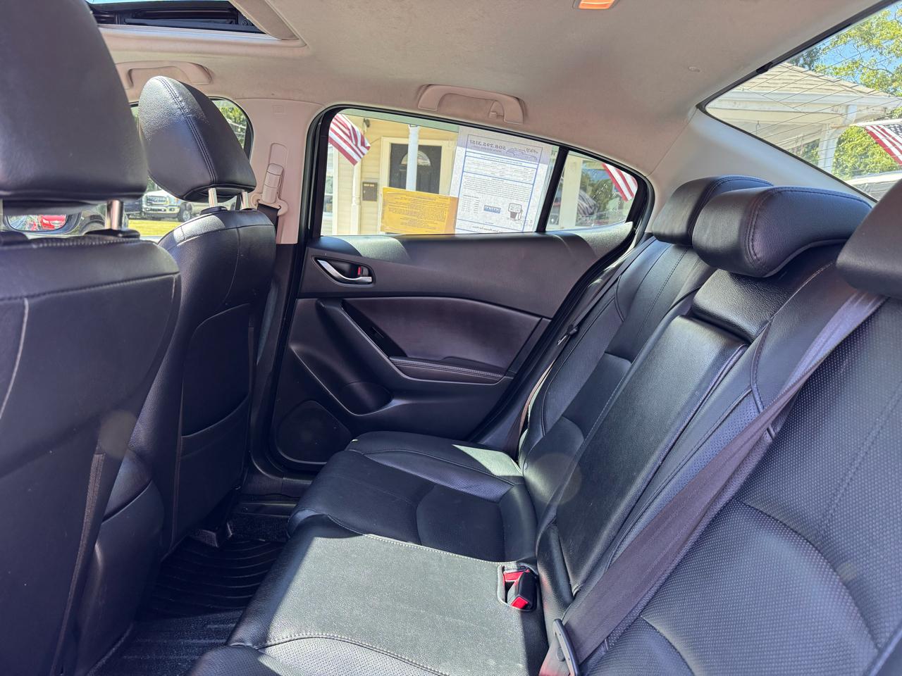 Mazda Mazda3 4-Door Grand Touring Manual 2017