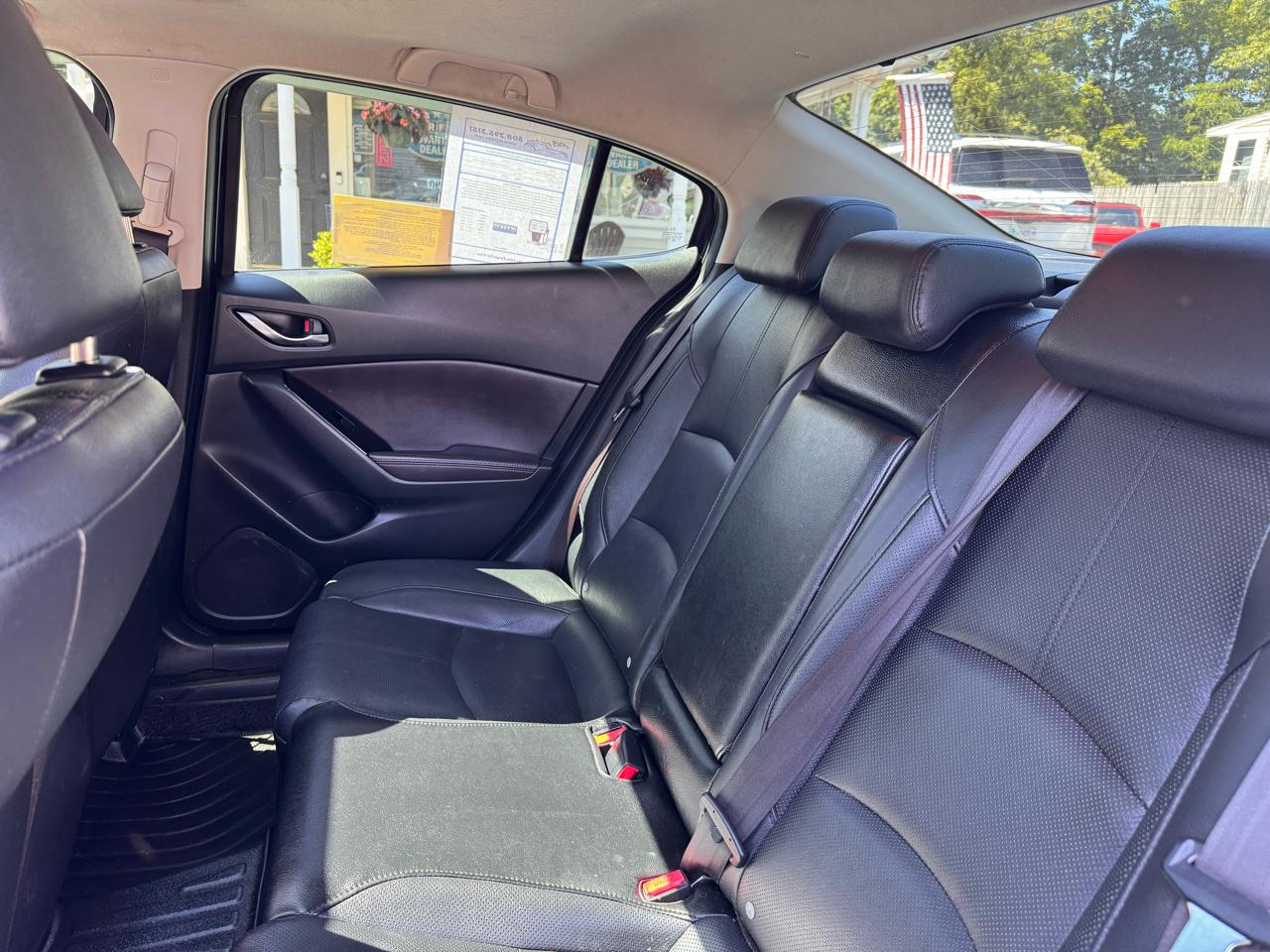 Mazda Mazda3 4-Door Grand Touring Manual 2017