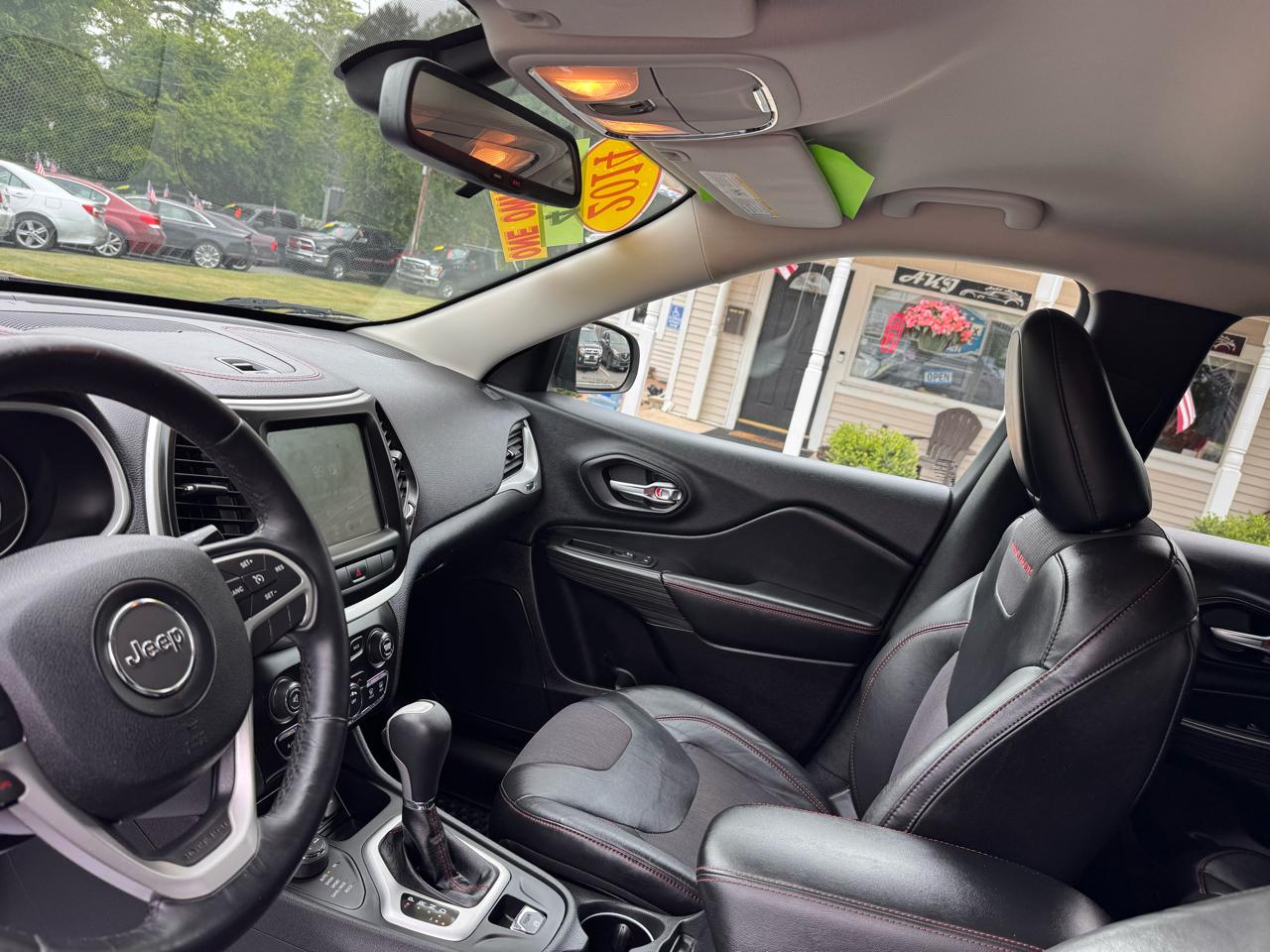 Jeep Cherokee 4WD 4dr Trailhawk 2014