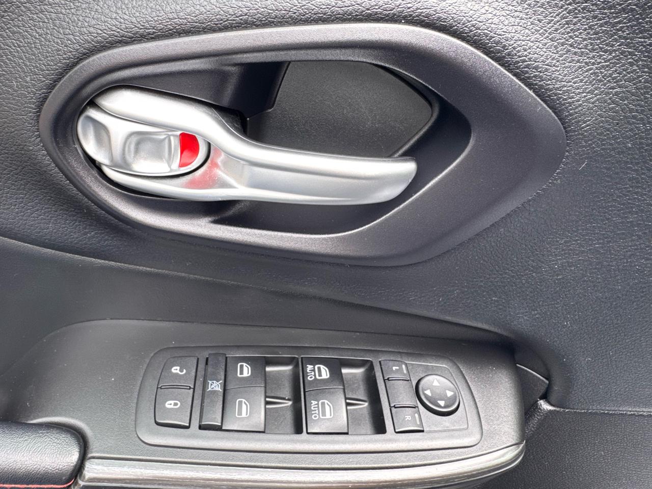 Jeep Cherokee 4WD 4dr Trailhawk 2014