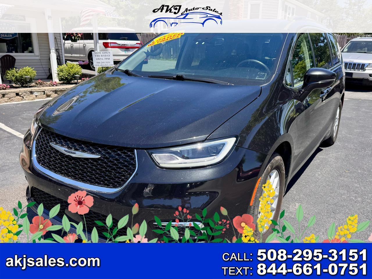 2022 Chrysler Pacifica Touring L FWD