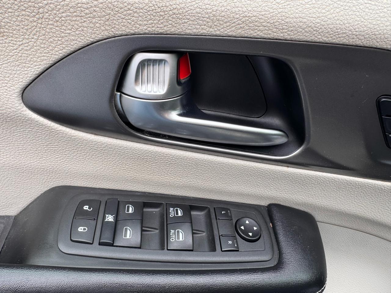 Chrysler Pacifica Touring L FWD 2022