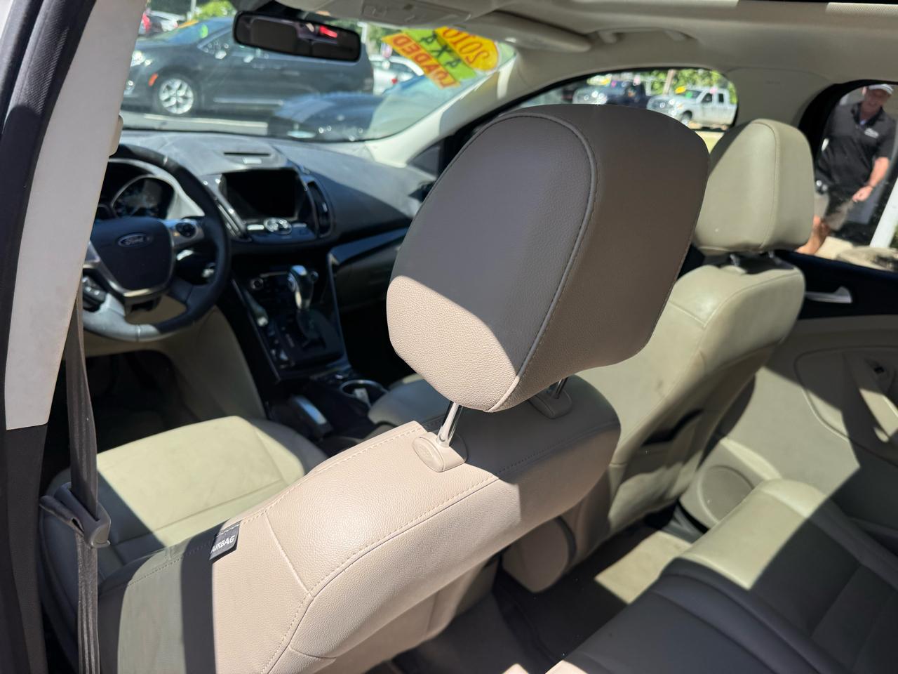 Ford Escape 4WD 4dr Titanium 2016