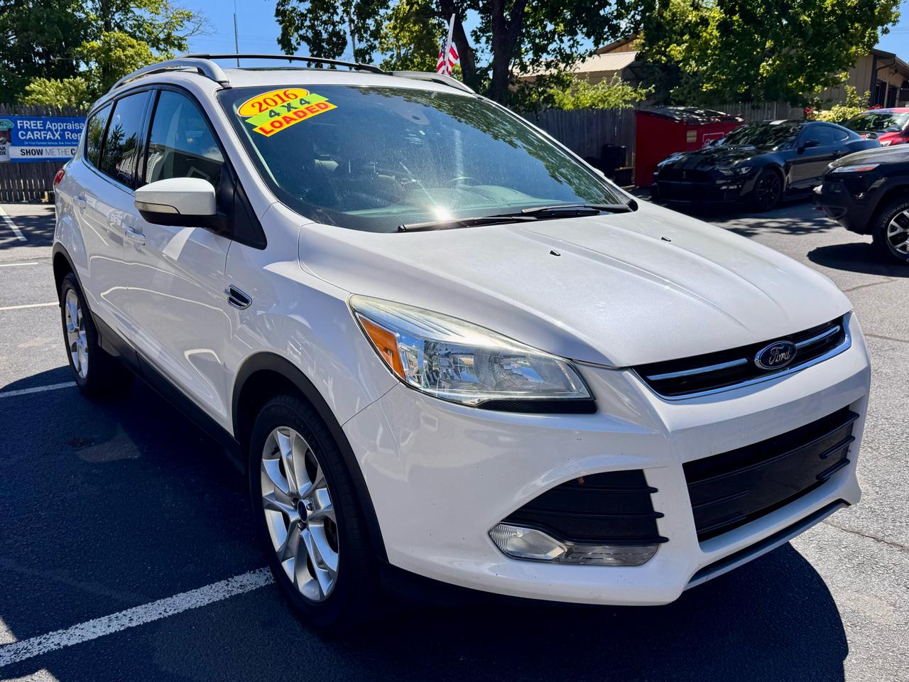 Ford Escape 4WD 4dr Titanium 2016