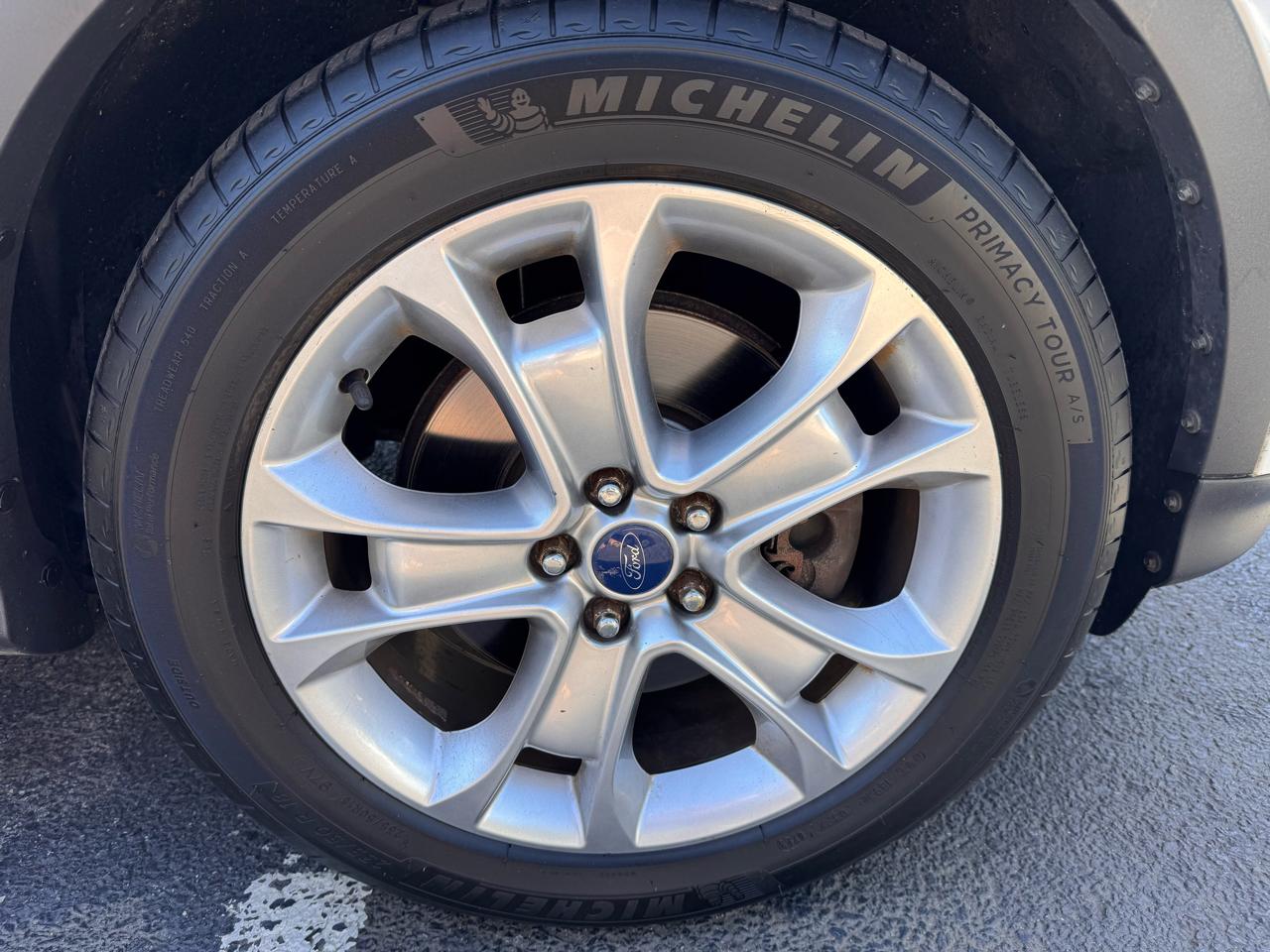 Ford Escape 4WD 4dr Titanium 2016