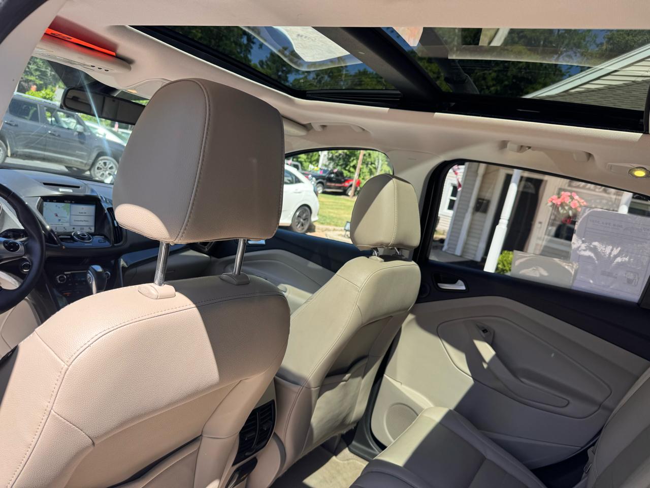 Ford Escape 4WD 4dr Titanium 2016