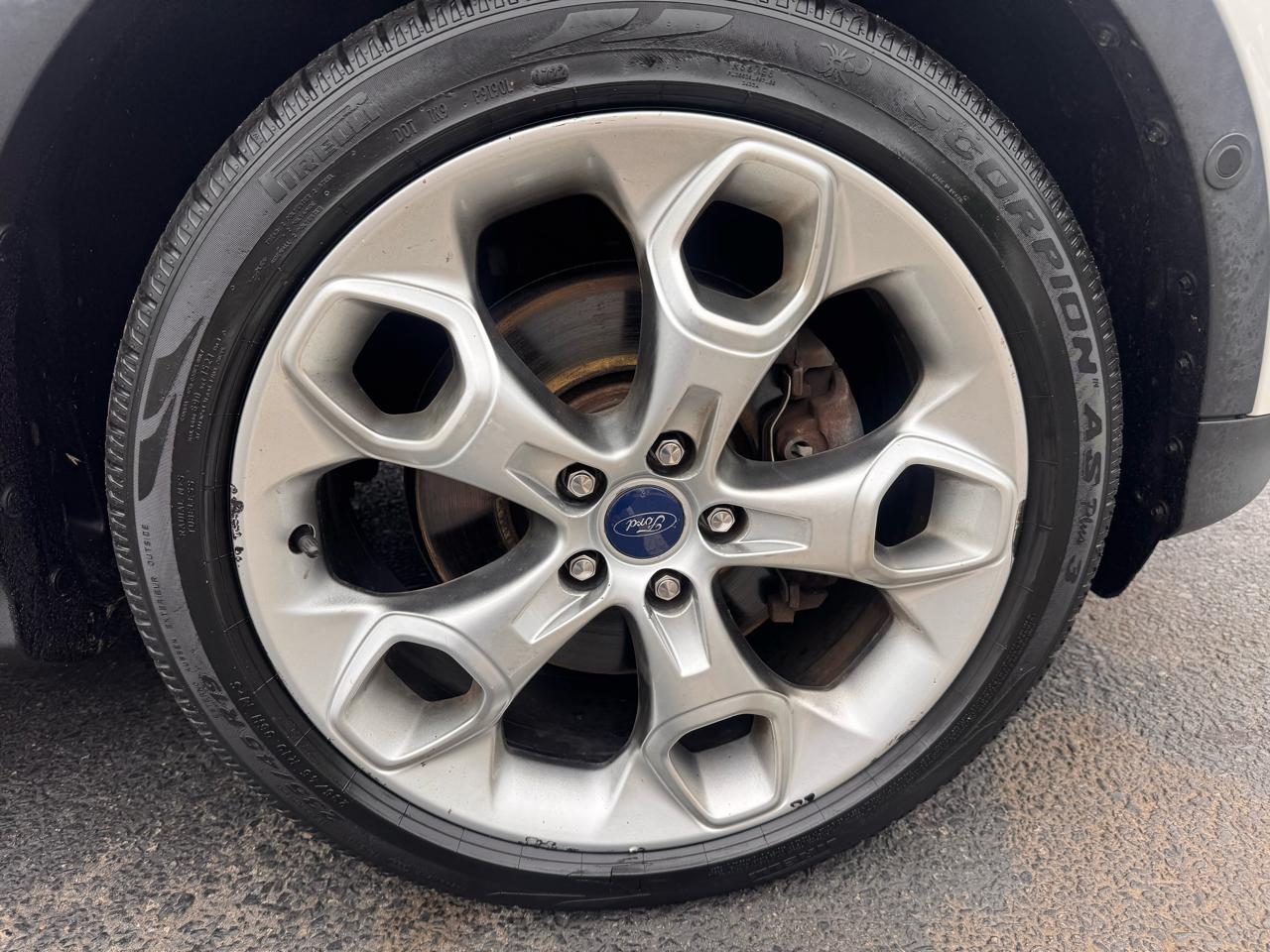 Ford Escape 4WD 4dr Titanium 2015