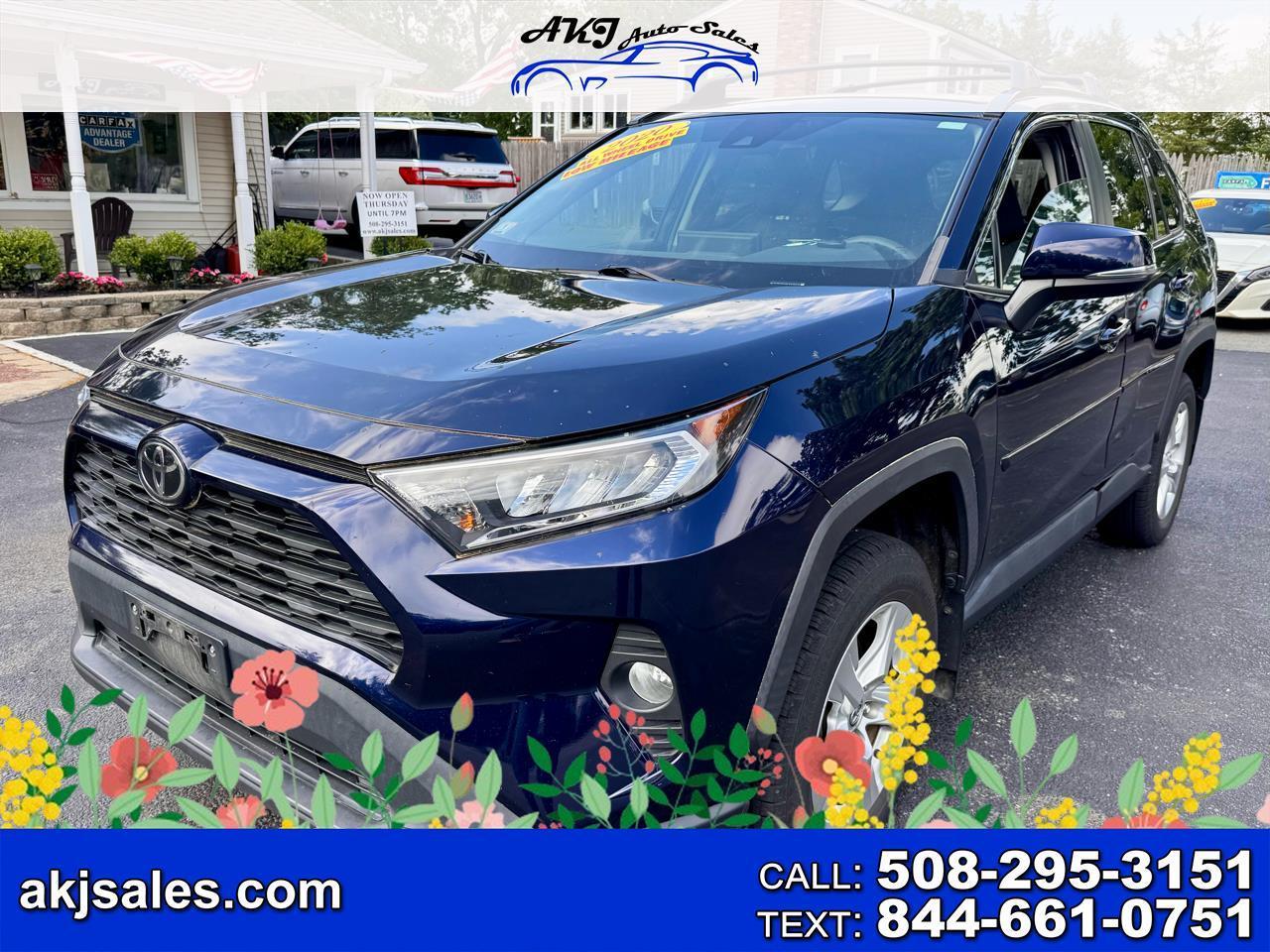 2020 Toyota RAV4 XLE AWD (Natl)