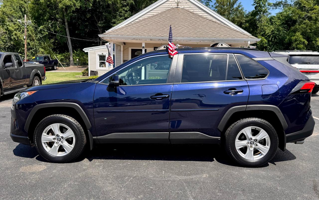 Toyota RAV4 XLE AWD (Natl) 2020