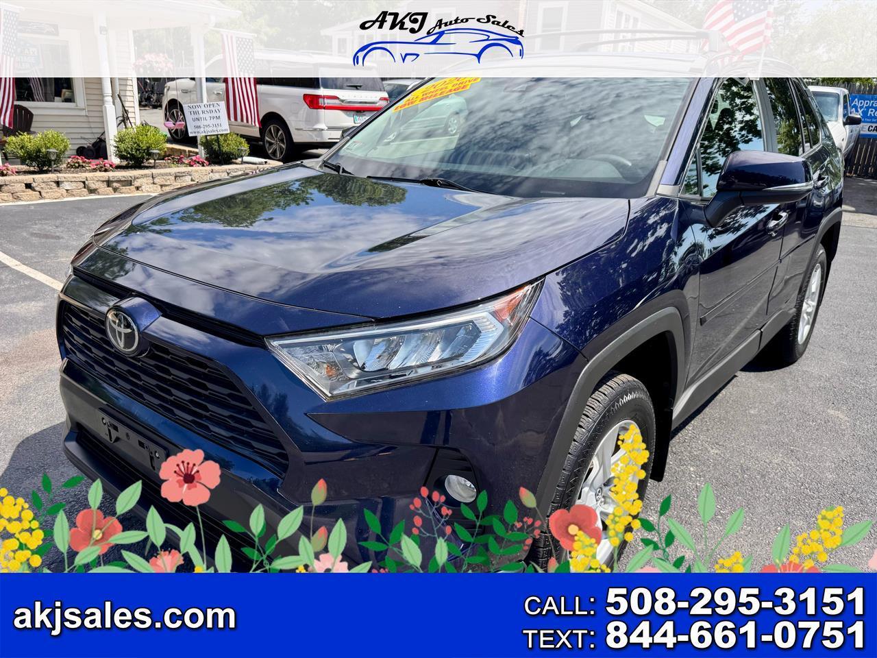 2020 Toyota RAV4 XLE AWD (Natl)