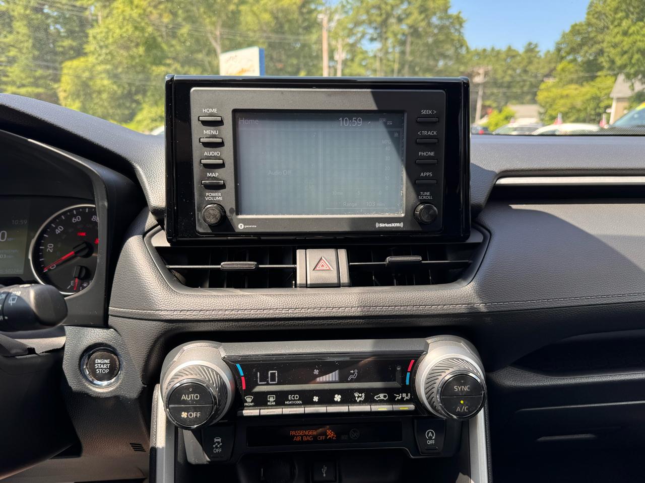Toyota RAV4 XLE AWD (Natl) 2020