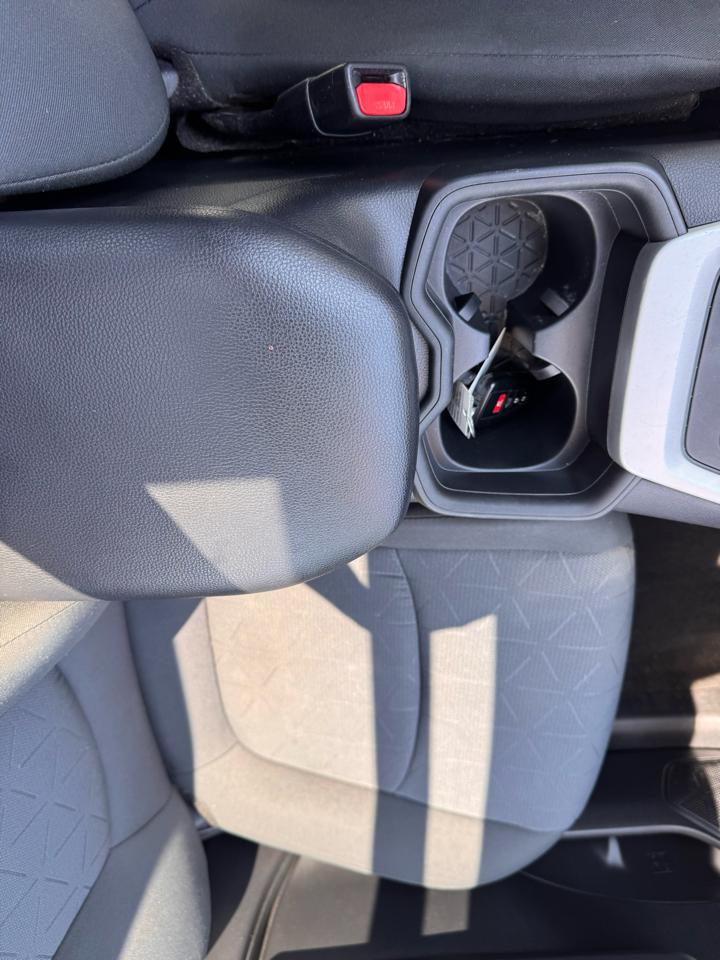 Toyota RAV4 XLE AWD (Natl) 2020