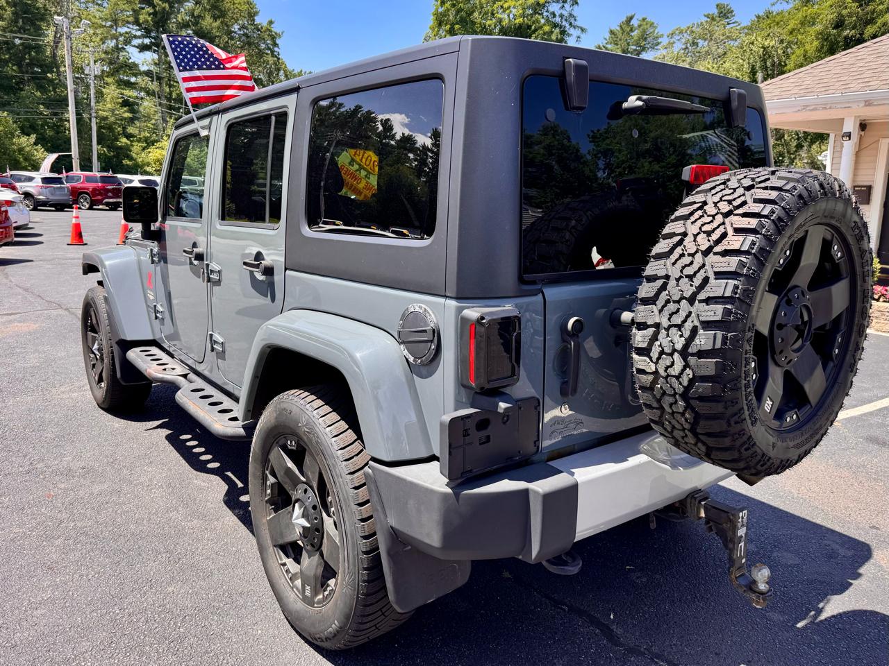 Jeep Wrangler Unlimited 4WD 4dr Sahara 2014