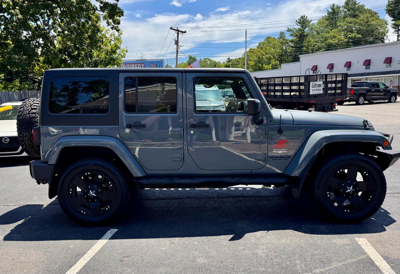 Jeep Wrangler Unlimited 4WD 4dr Sahara 2014