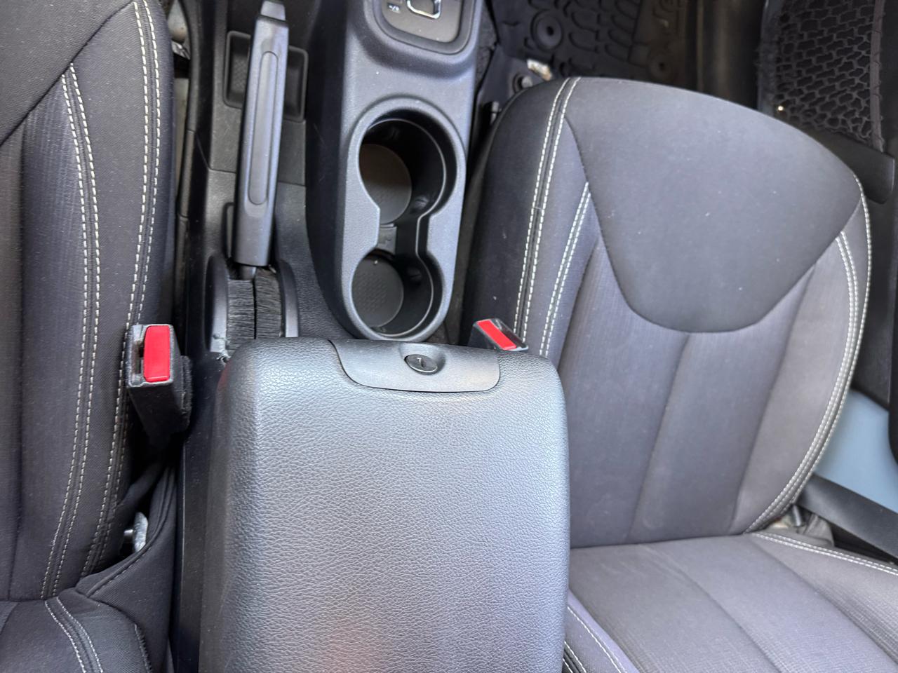 Jeep Wrangler Unlimited 4WD 4dr Sahara 2014