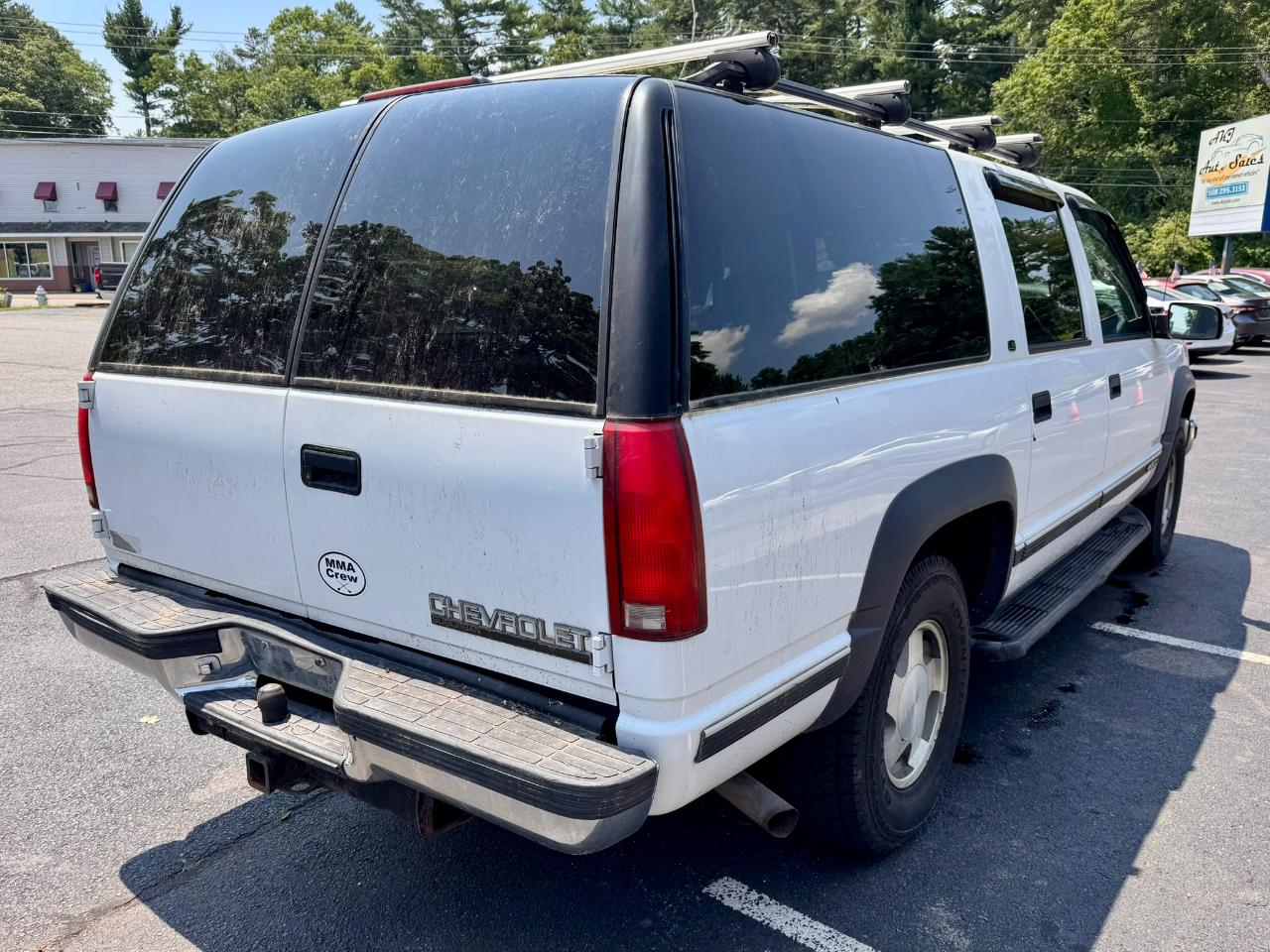 Chevrolet Suburban 1500 4WD 1999