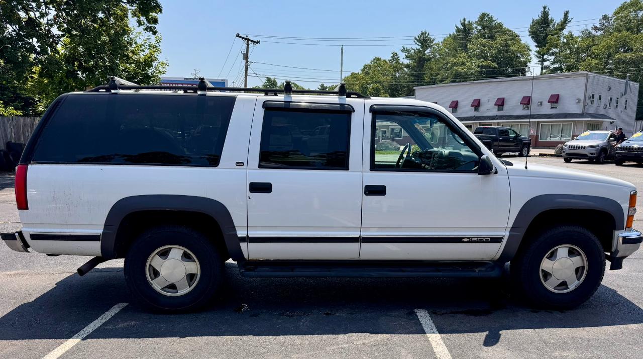 Chevrolet Suburban 1500 4WD 1999
