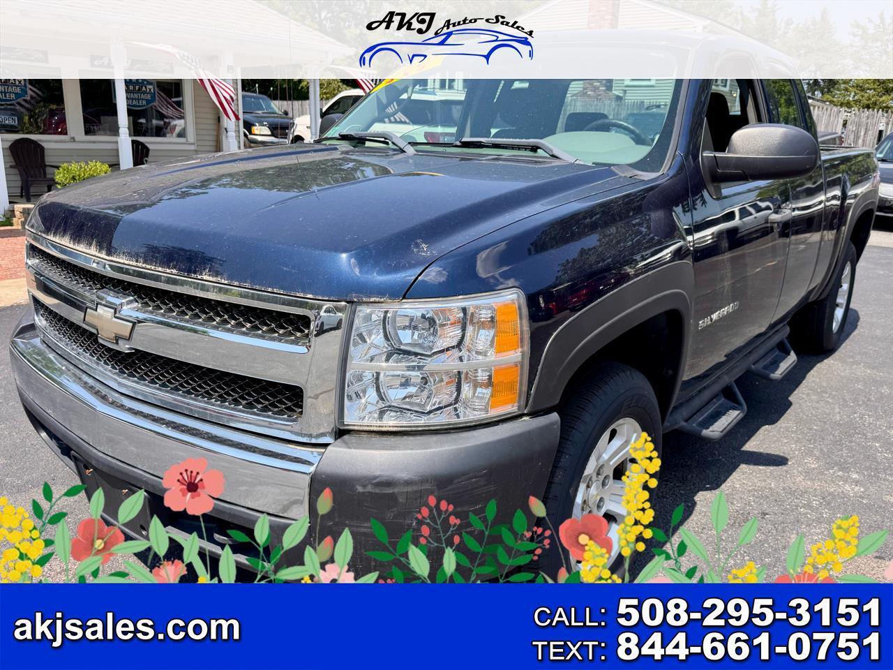 2012 Chevrolet Silverado 1500 4WD Ext Cab 143.5" Work Truck