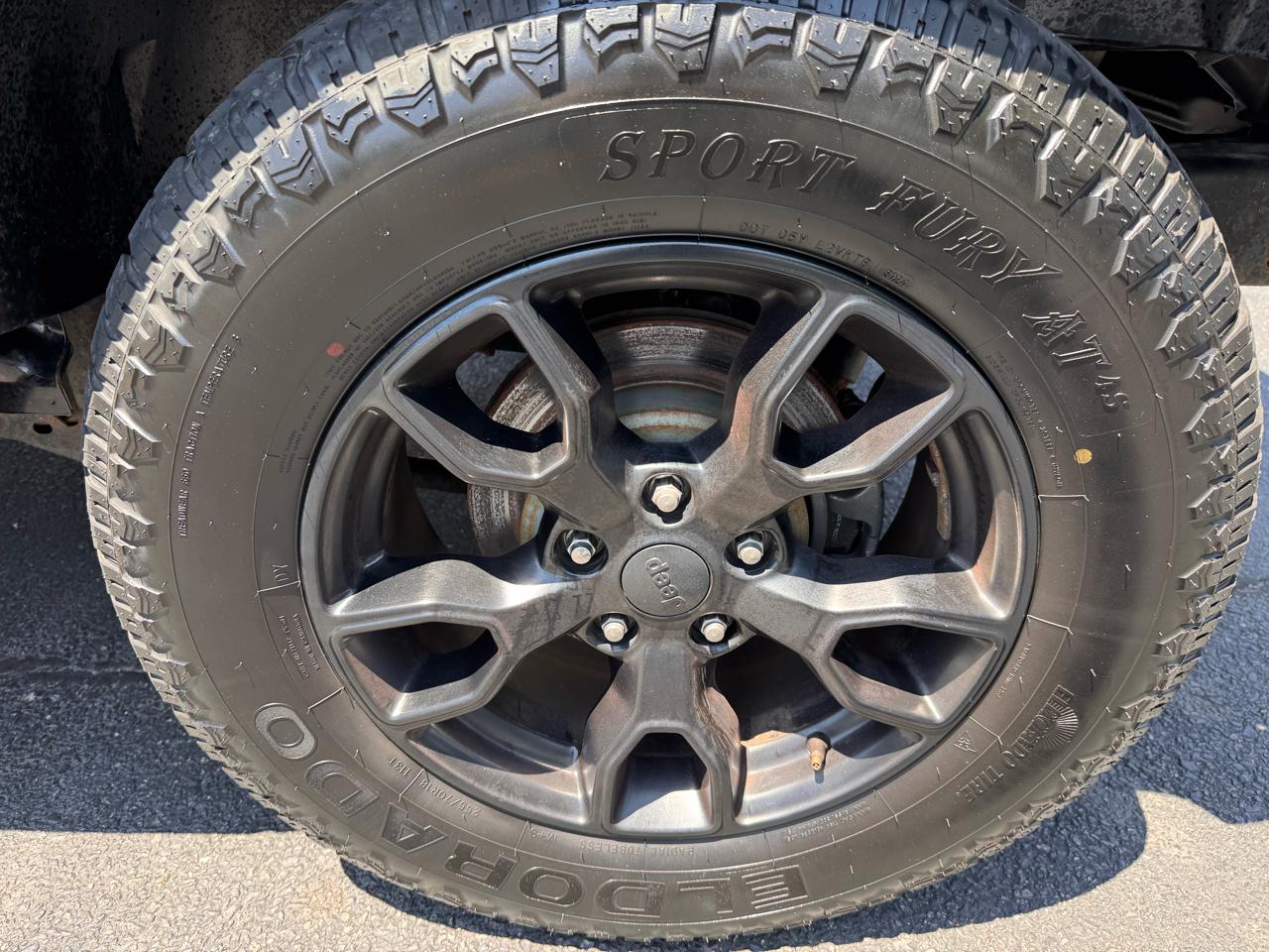 Jeep Wrangler Unlimited 4WD 4dr Sahara 2013