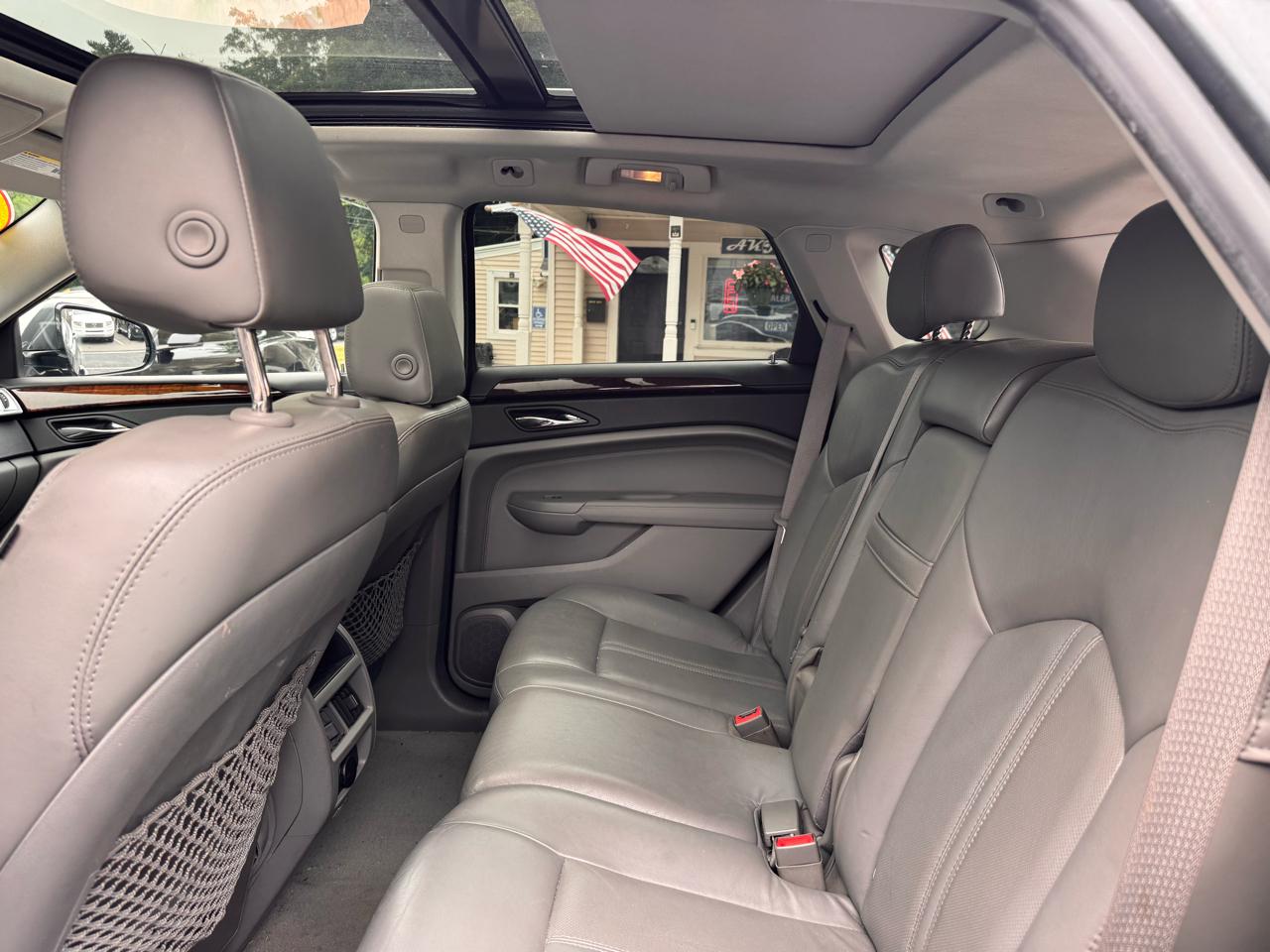 Cadillac SRX AWD 4dr Luxury Collection 2010