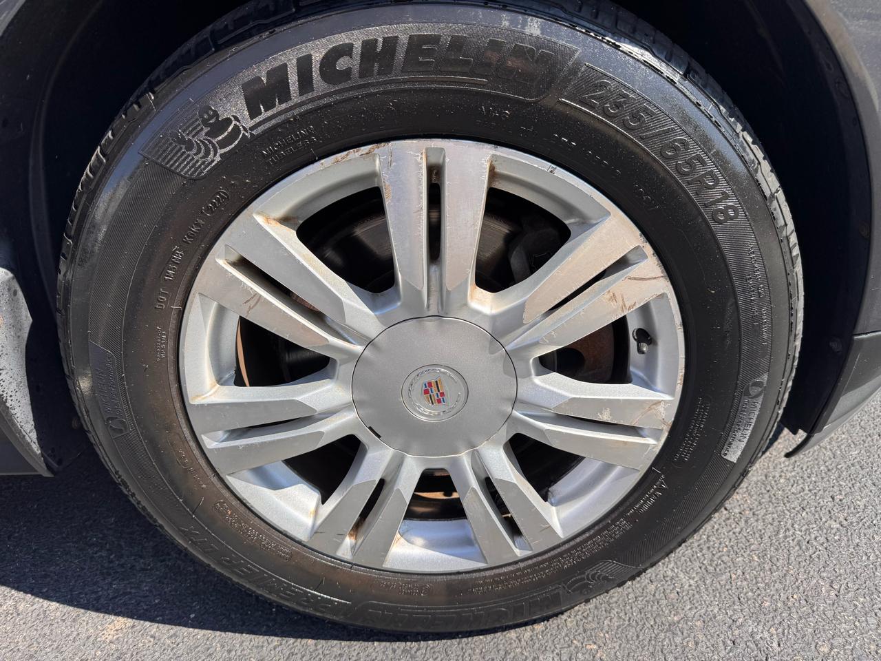 Cadillac SRX AWD 4dr Luxury Collection 2010